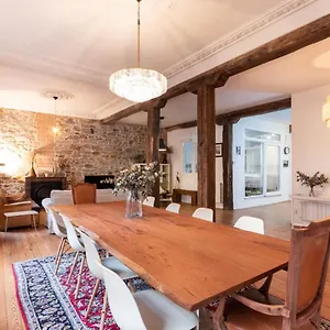 https://amazing-down-town-near-guggenheim-cntrico.bilbaohotelsspain.com